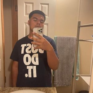 Meet your Posher, Lorenzo